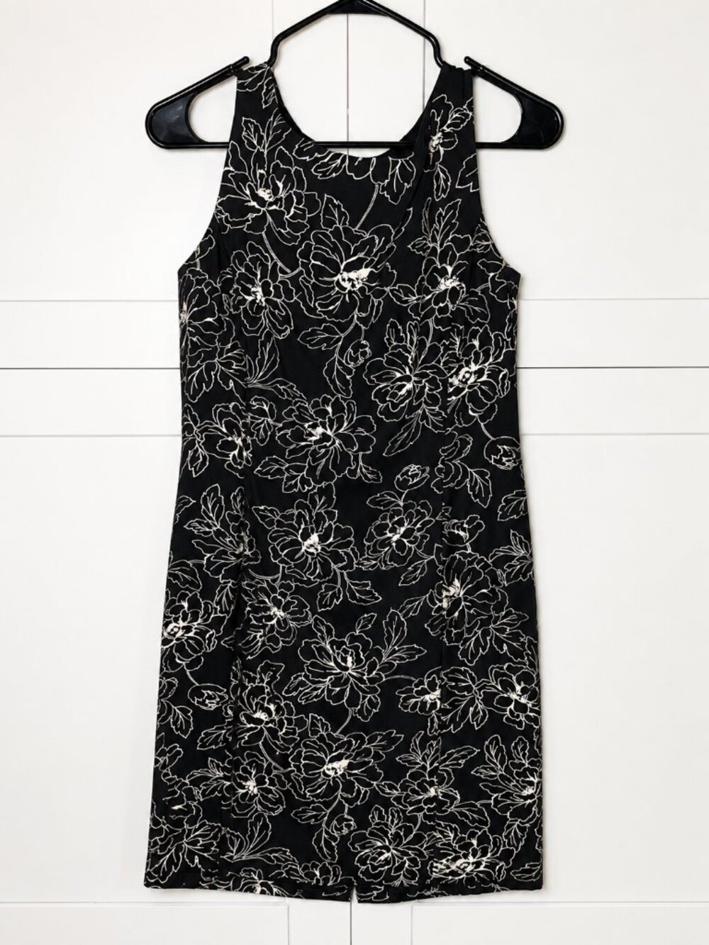 Ann Taylor Vintage 100% Silk Black & Ivory Floral Sheath Dress – Size 6